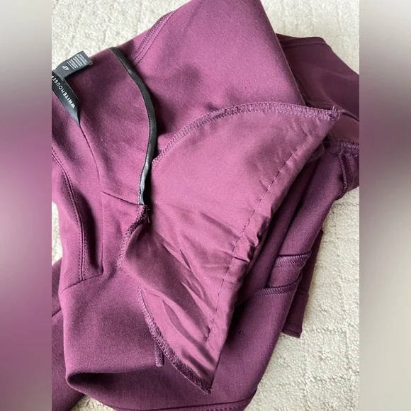 WHBM White House Black Market Cabernet Sid Military Style Ponte
Jacket - Picture 7 of 8